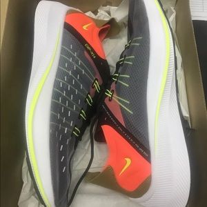 Nike EXP-X14 Mens sz. 11.5 DS